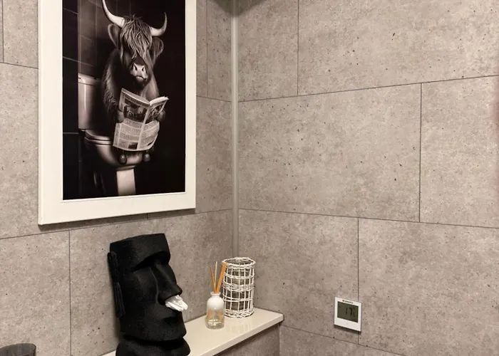 아파트 Scottish Thistle *