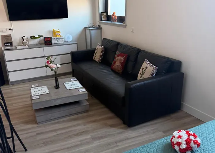 Scottish Thistle 아파트 *